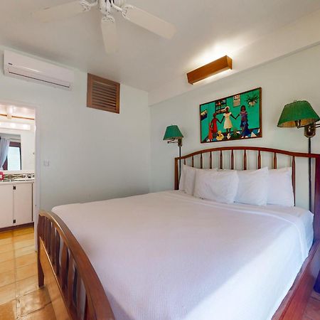 Beachside Villas Gold Standard Certified Placencia Номер фото
