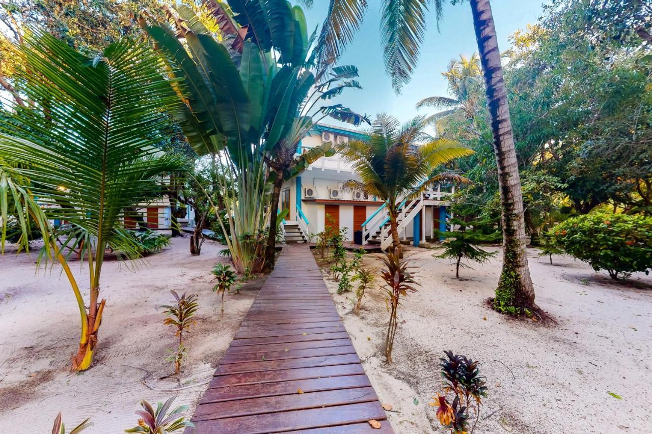 Beachside Villas Gold Standard Certified Placencia Экстерьер фото