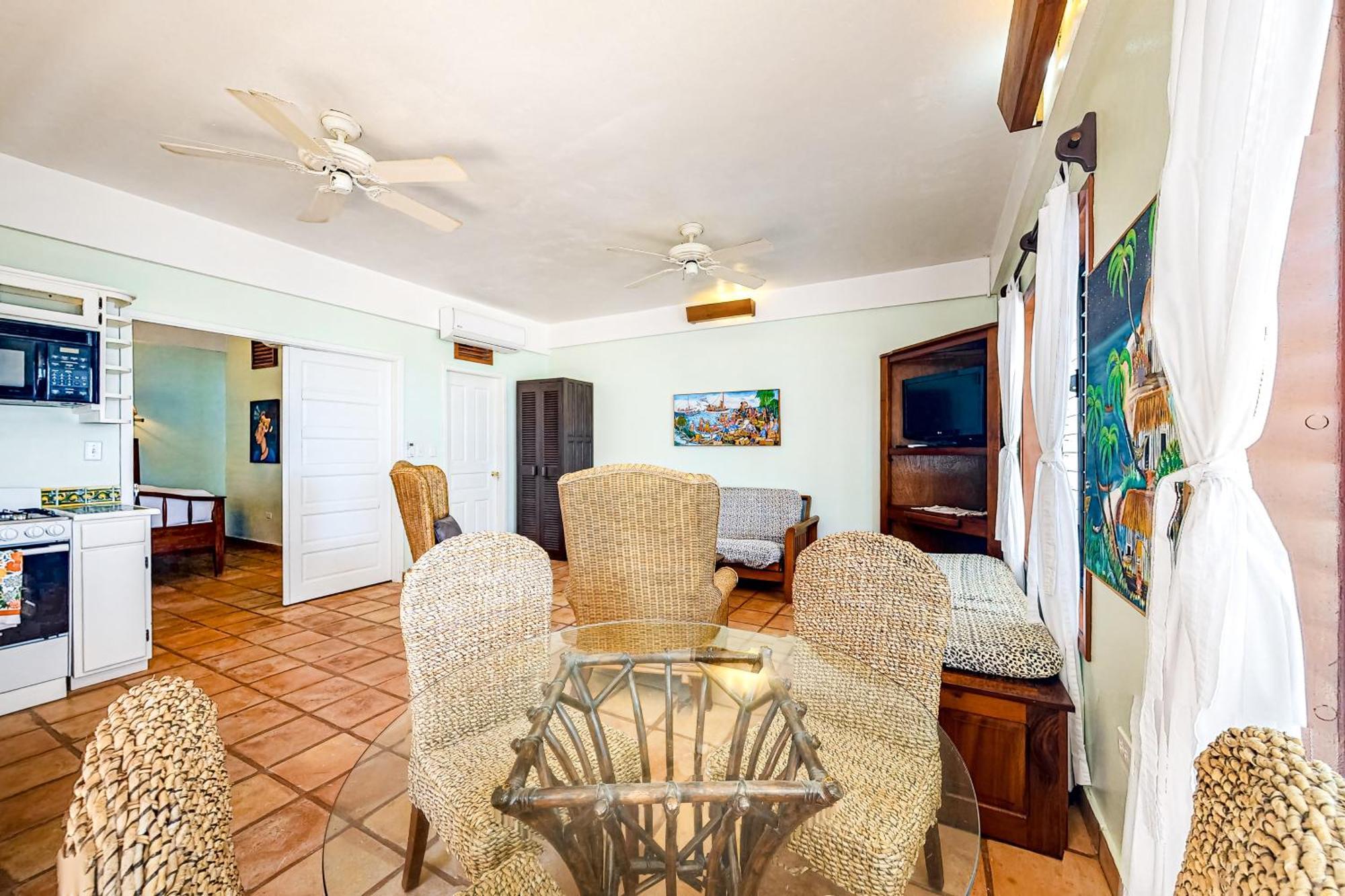 Beachside Villas Gold Standard Certified Placencia Номер фото