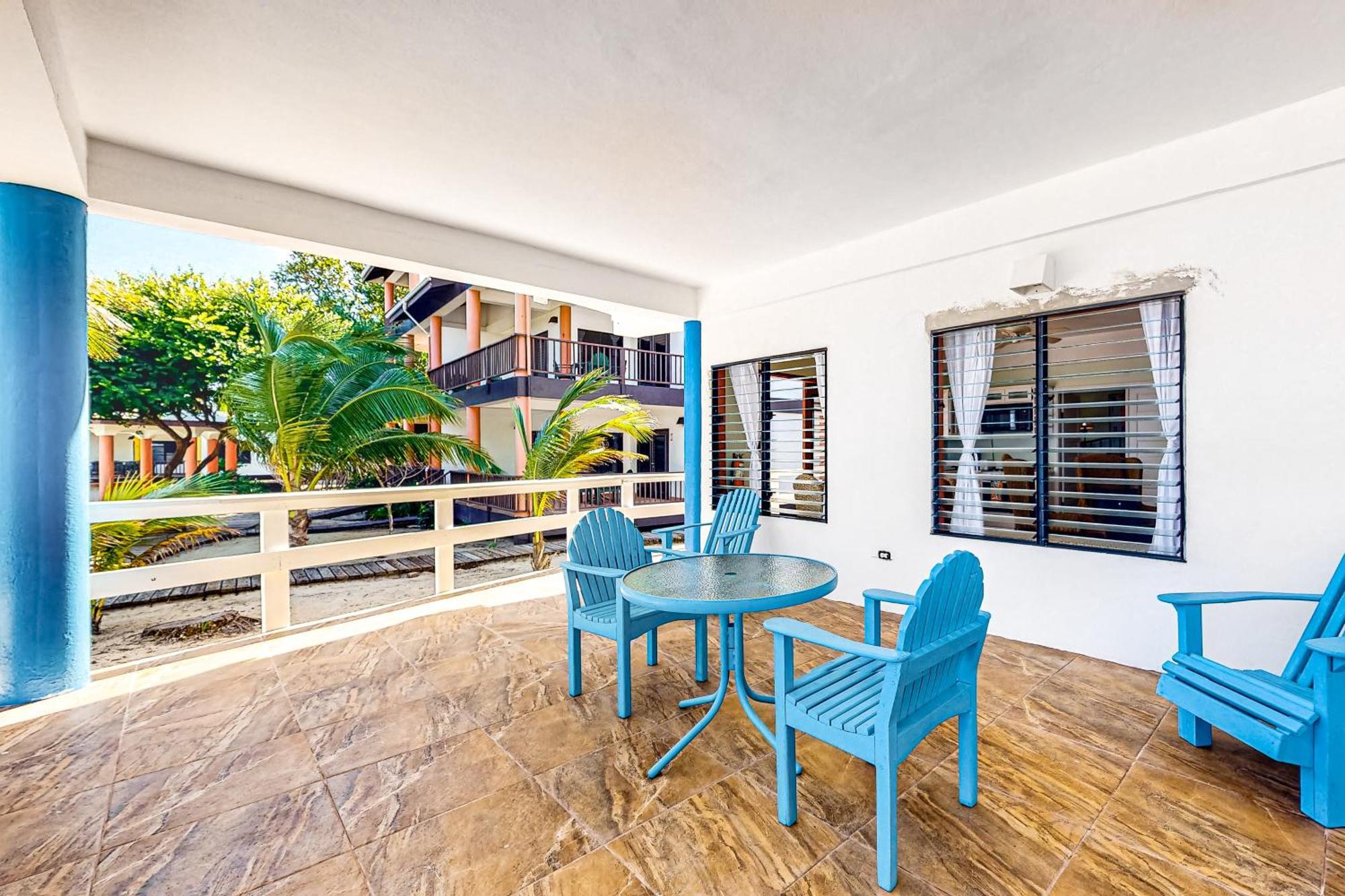 Beachside Villas Gold Standard Certified Placencia Номер фото