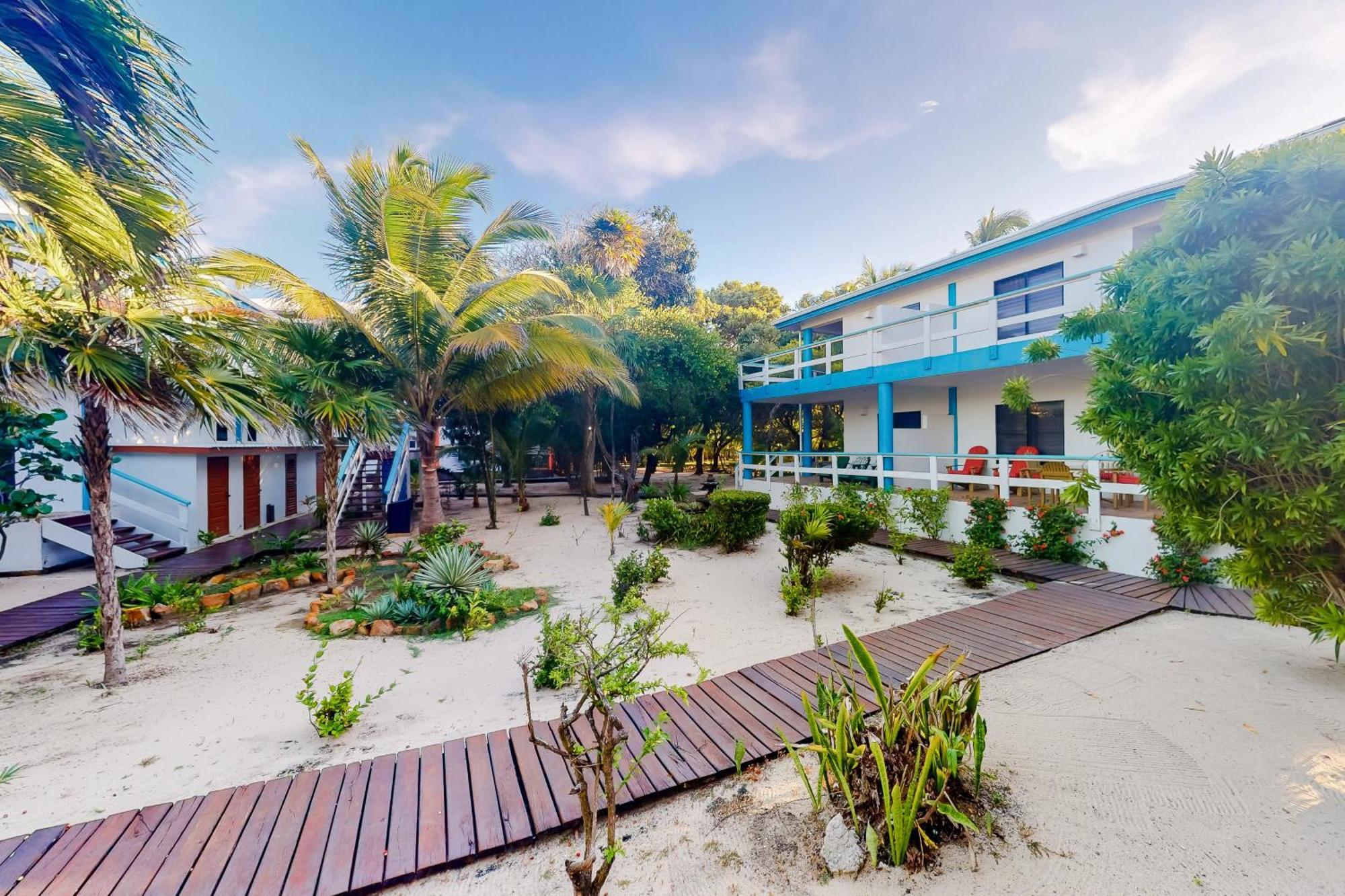 Beachside Villas Gold Standard Certified Placencia Номер фото